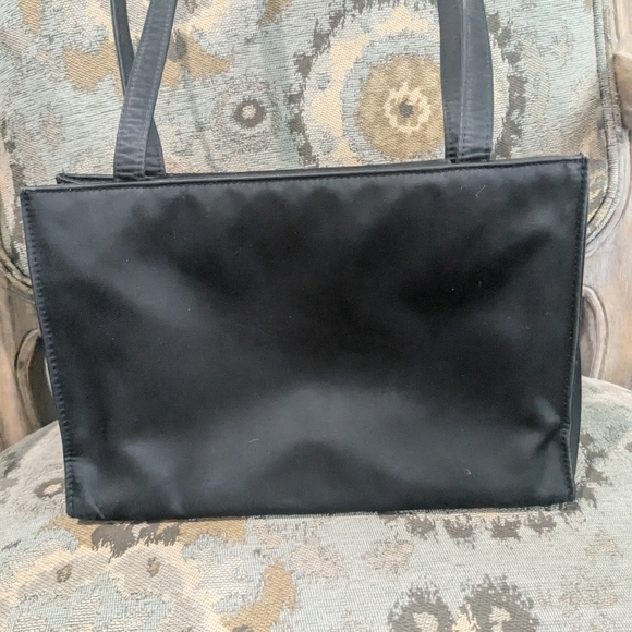 Kate Spade black bag. 11" x 7.5" x 5" - Picture 3 of 10